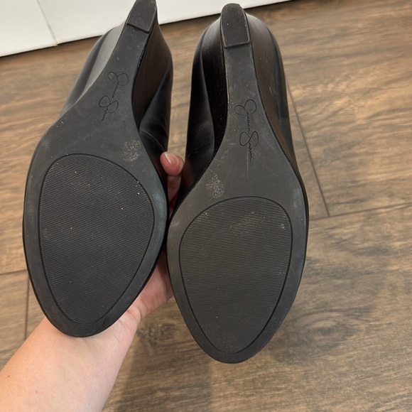Jessica Simpson Black Wedge Heel Pumps EUC - Picture 7 of 9